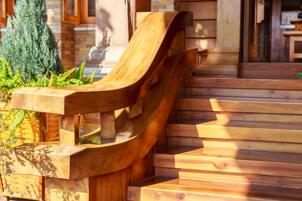 escalier bois massive